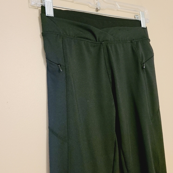 Infinite Performance | High Waist Faux Leather Leg - Picture 3 of 13